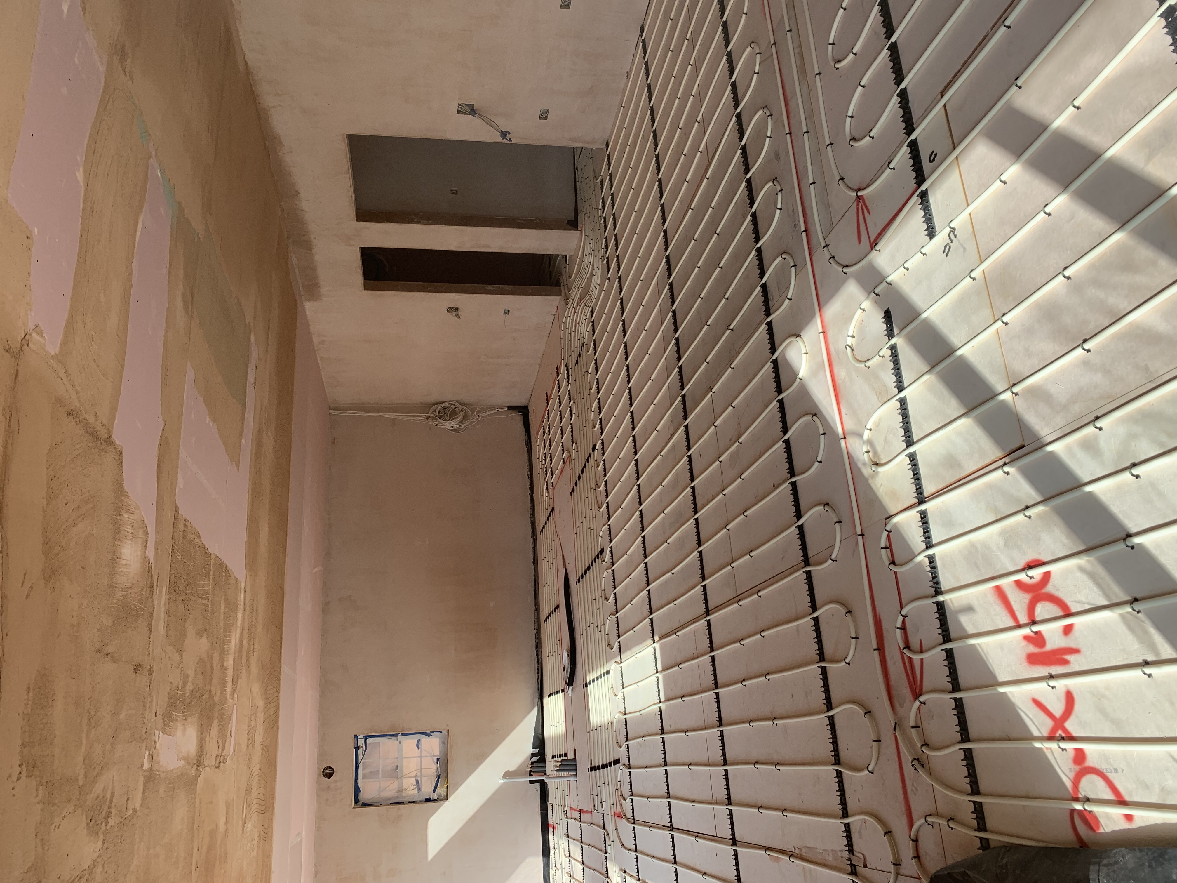 Underfloor heating pipework installation